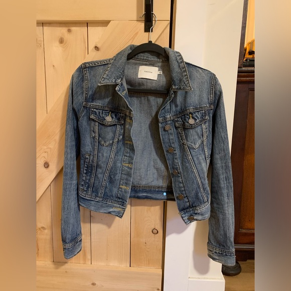Aritzia Talula denim jacket. Size XS. - Picture 3 of 4